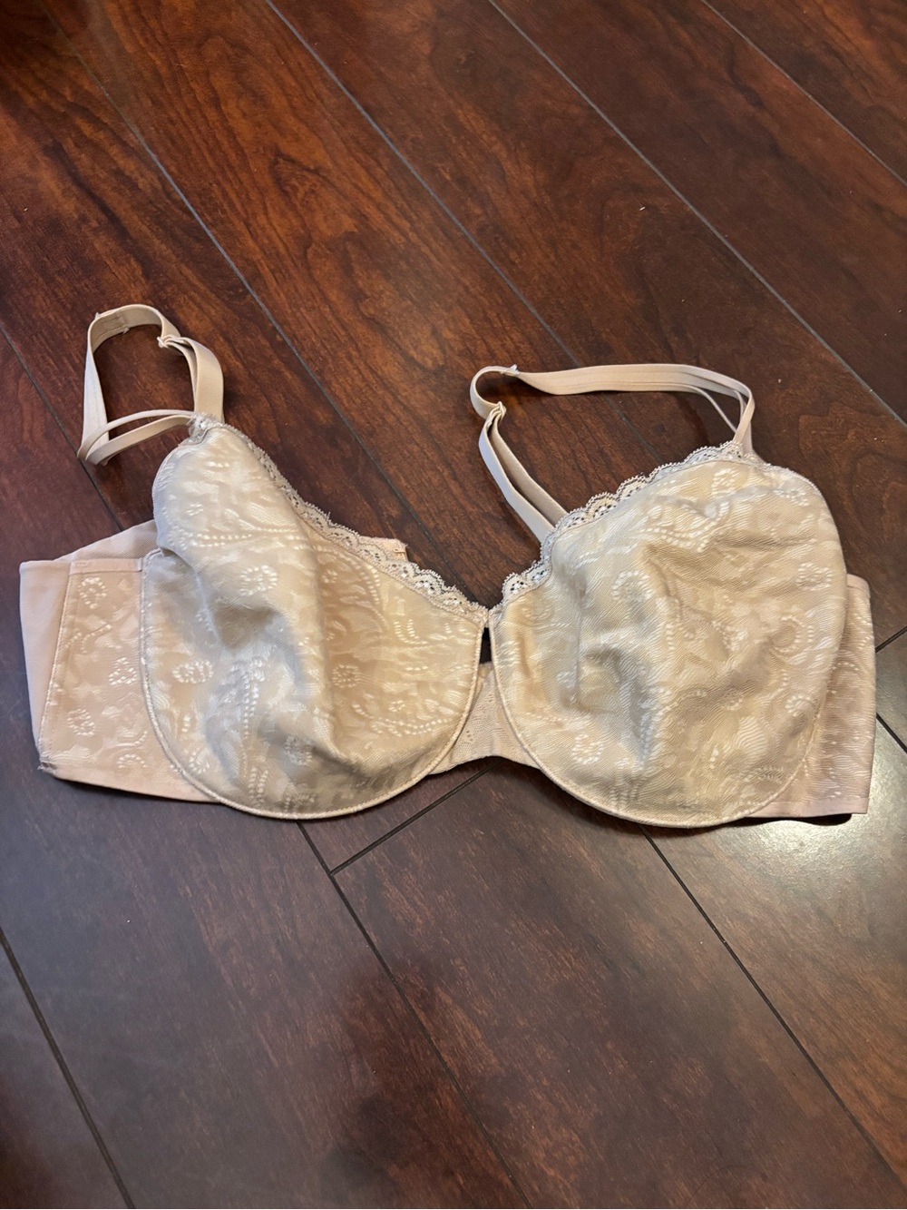 Soma Lace-Trim Underwire Bra in Nude Beige